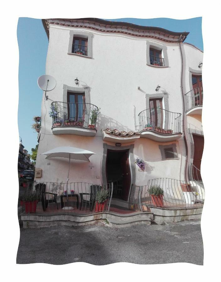 Il Palazzetto Sulla Francigena Apartment Формело Екстериор снимка